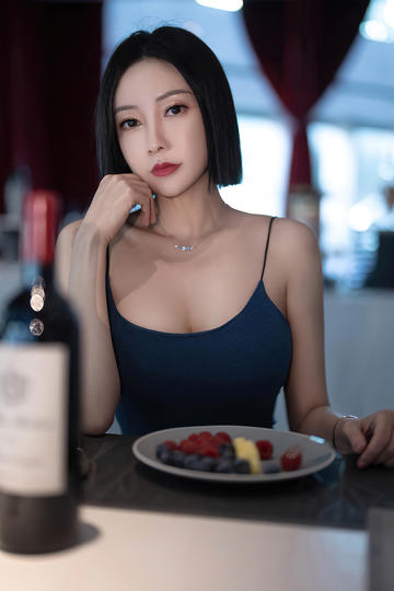 青草视频色啦啦